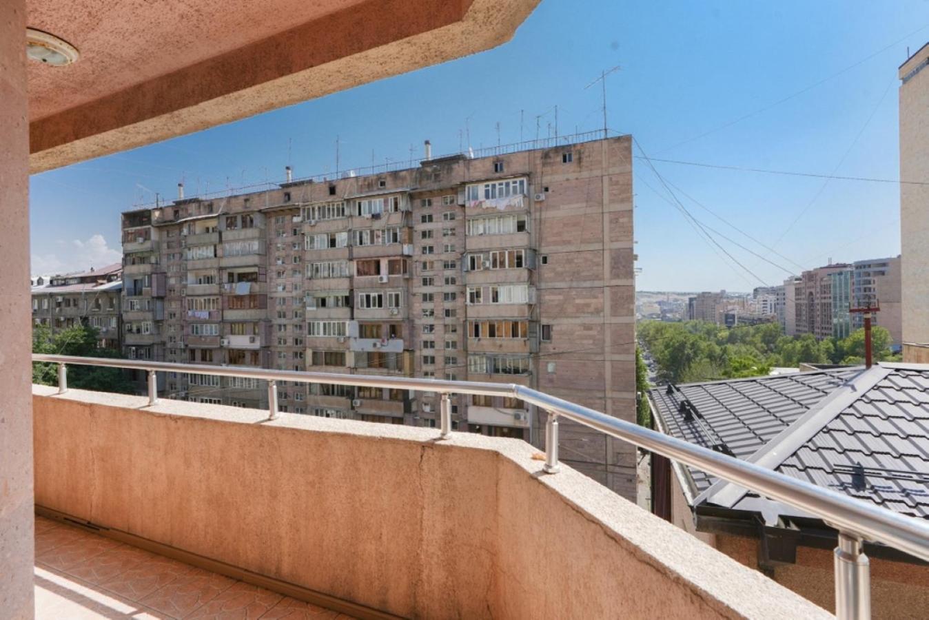 Ris Central Apartments Erevan Exterior foto